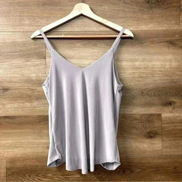 Lulus Front Split Cami with V Back NWT Size Small - Picture 2 of 9